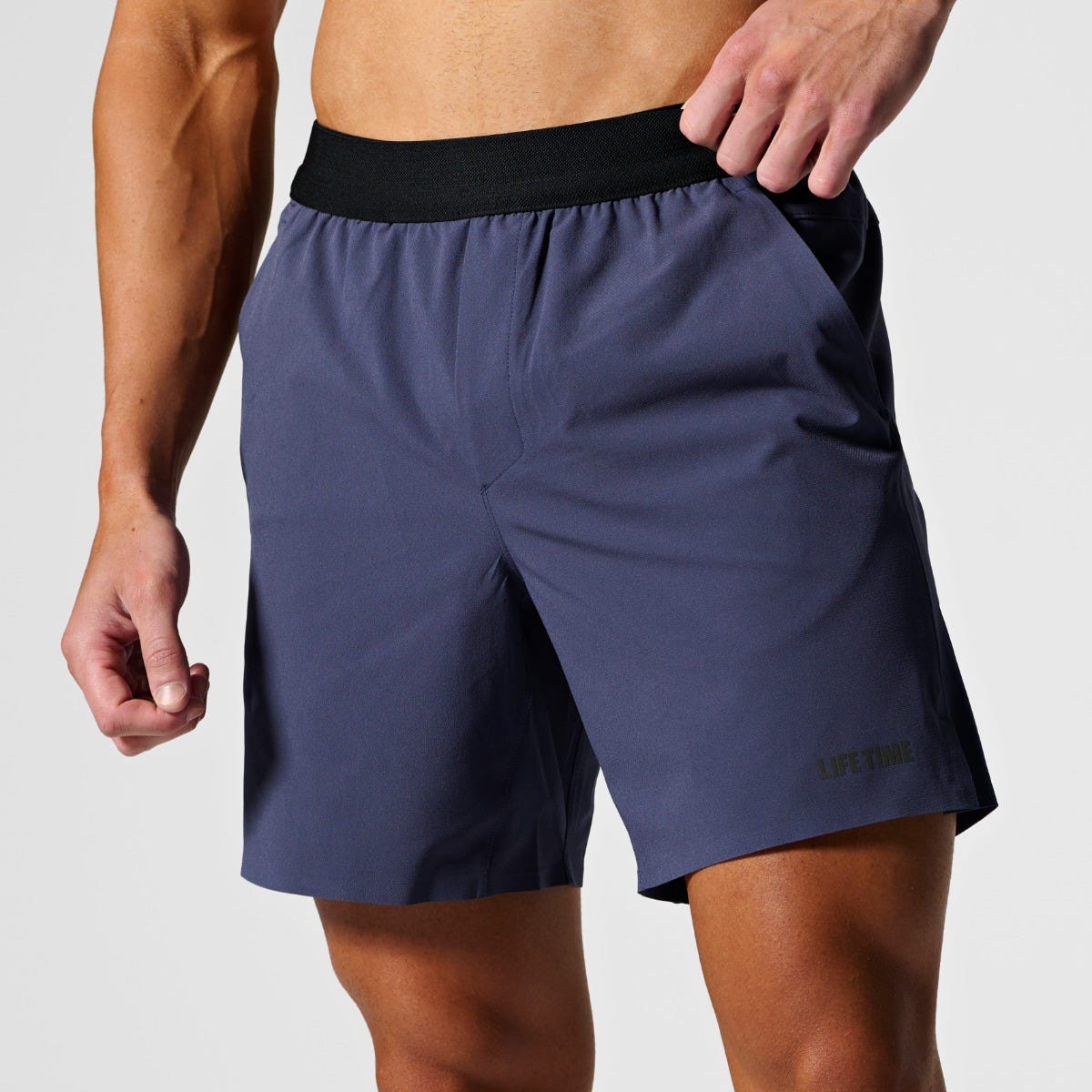apin25888753-ecomm-2025-q4-shorts-gray-m-01-3x-1140x1140-1