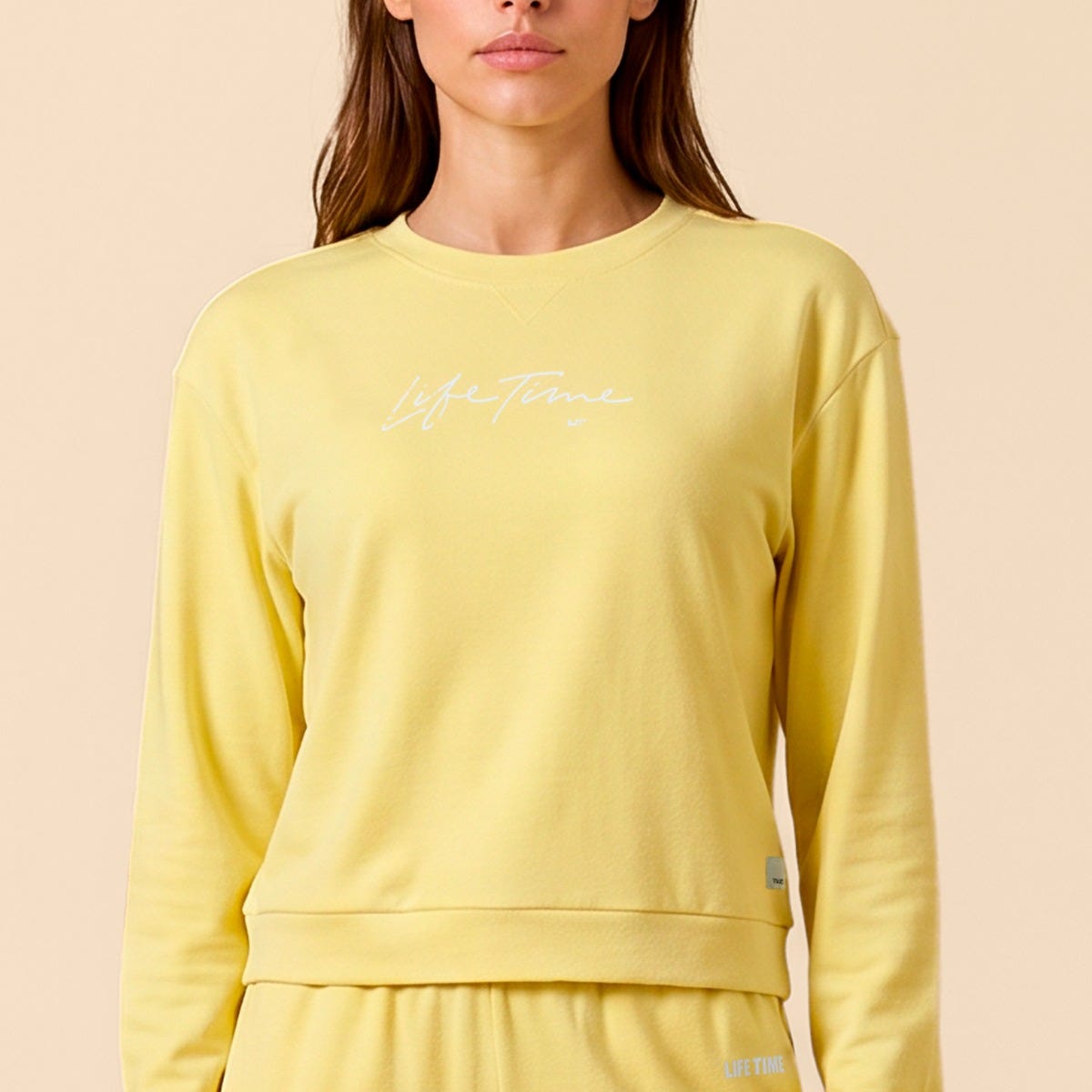 apin261081546-ecomm-apparel-2026-q2-jogger-set-yellow-f-02-2-3x-1140x1140_1